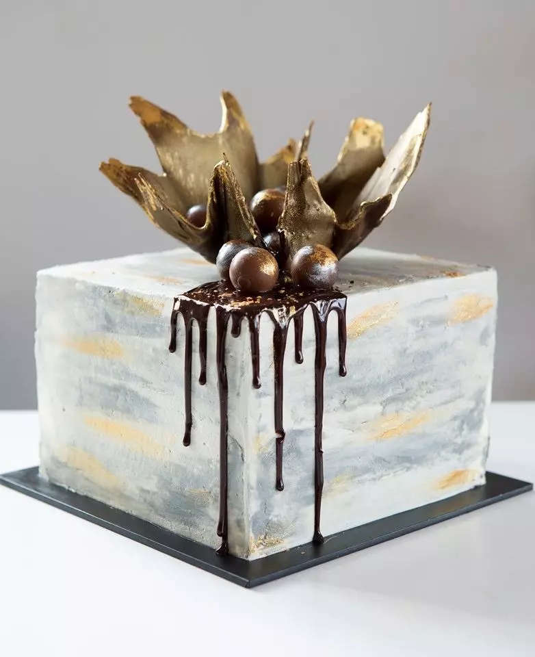 Square Cakes