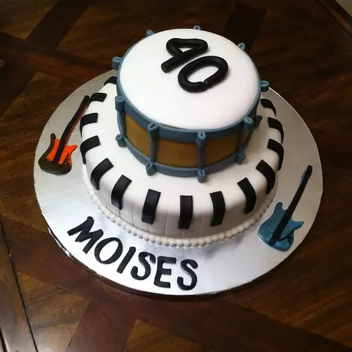 Tortas de Música: Pasteles para Cumpleaños de Músicos [Actualizado]